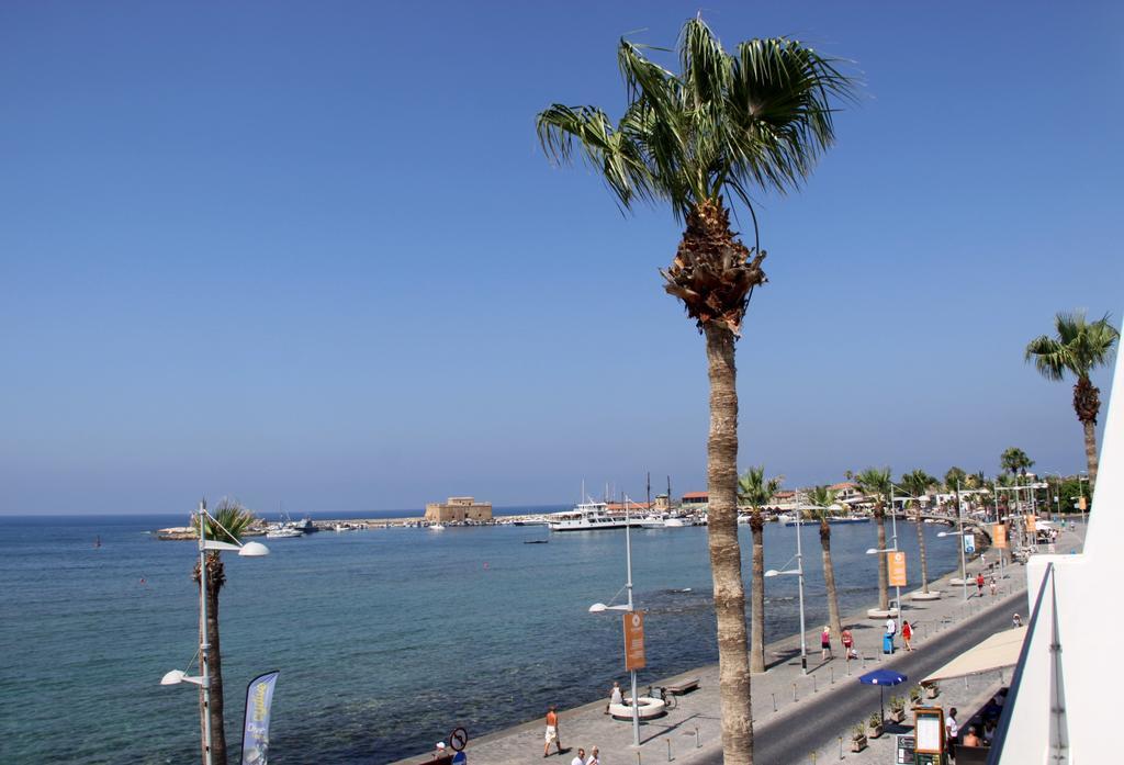 Paphinia Seaview Apartments Paphos Exterior photo