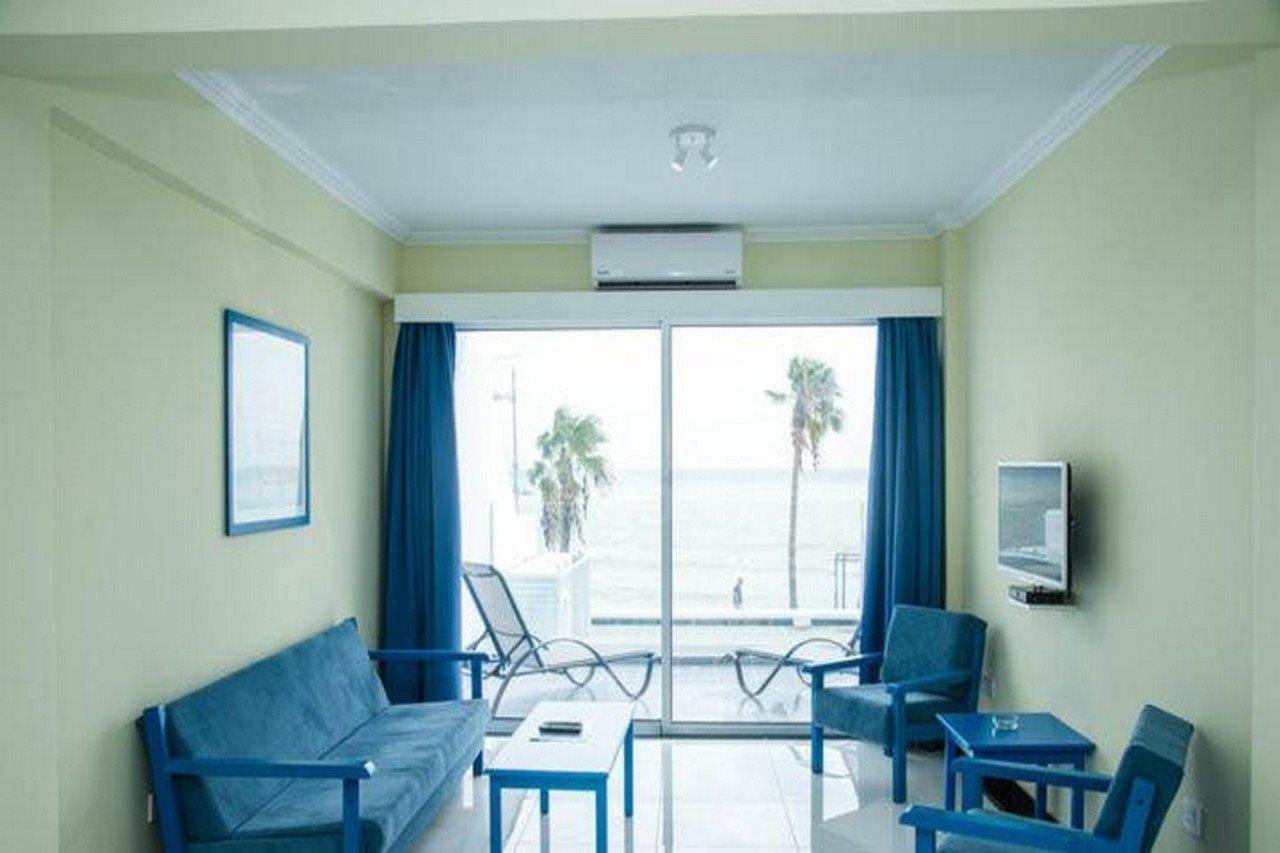 Paphinia Seaview Apartments Paphos Exterior photo