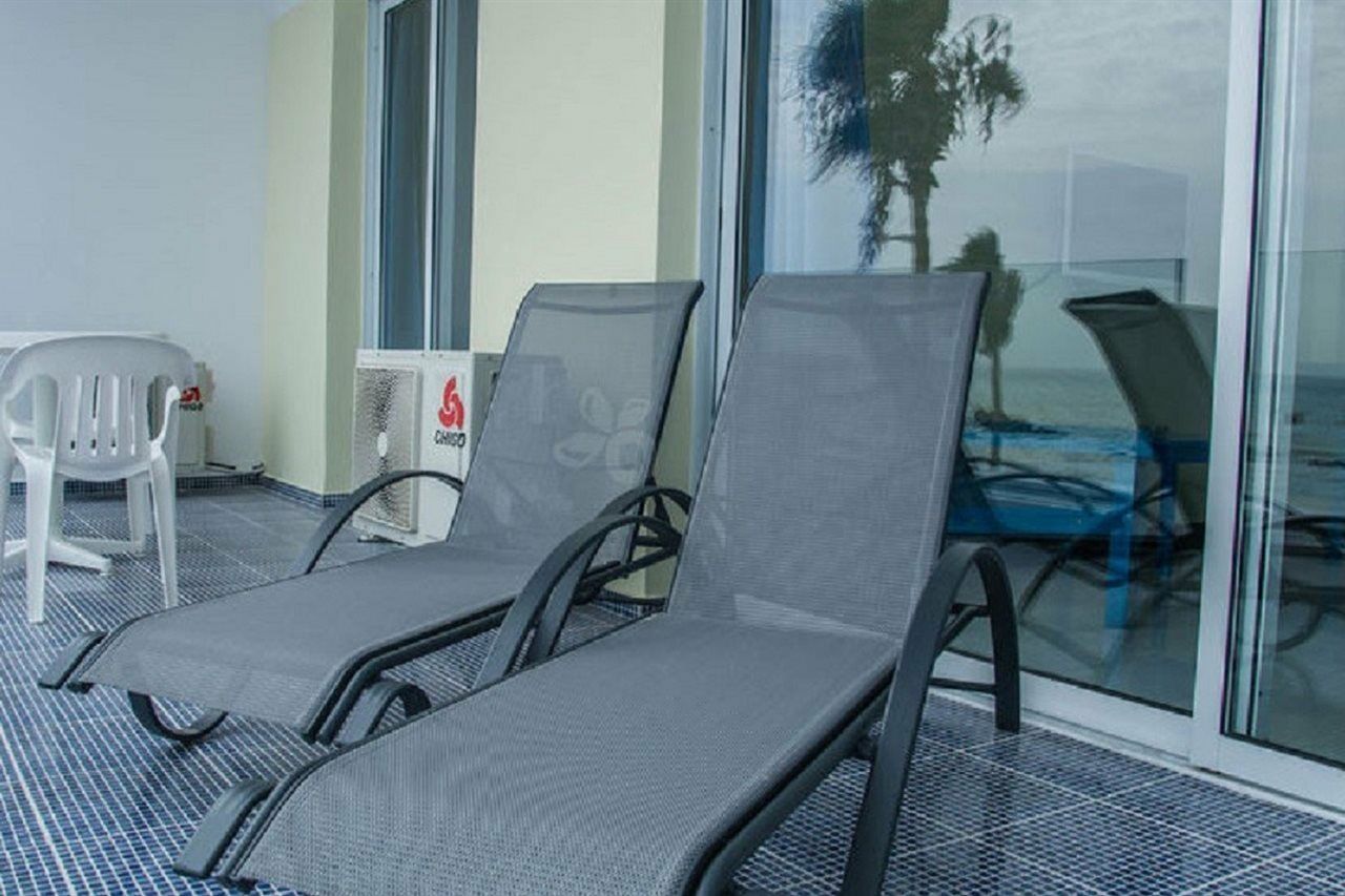 Paphinia Seaview Apartments Paphos Exterior photo